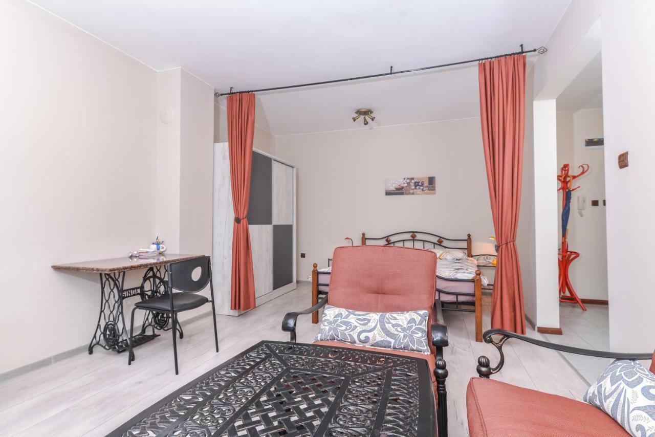 Visit Sofia Macedonia Square Central Apartment By Flat Mаnager Экстерьер фото